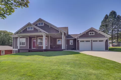 706 Robinson St, Manistee, MI 49660