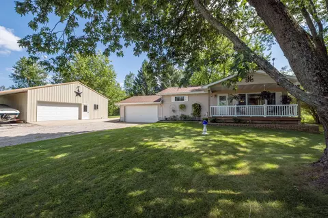 9125 Chippewa Trl, Evart, MI 49631