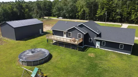 1207 Wicker Rd SE, Stanton, MI 48888 photo 2