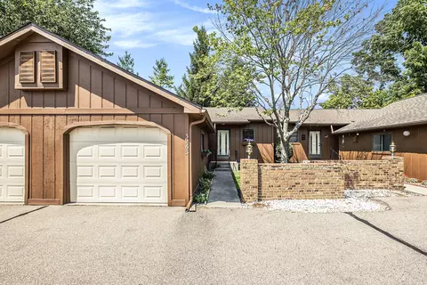 3263 Piccadilly Cir SE, Kentwood, MI 49512