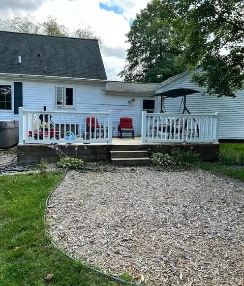 6044 Riverside Dr, Jackson, MI 49201 photo 5