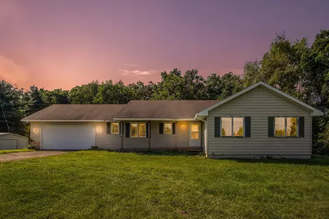 58685 M-40, Jones, MI 49061
