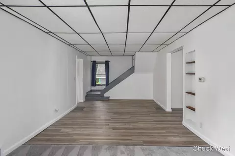 1090 W Valley Rd, Lansing, MI 48906 photo 5