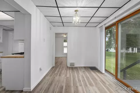 1090 W Valley Rd, Lansing, MI 48906 photo 7