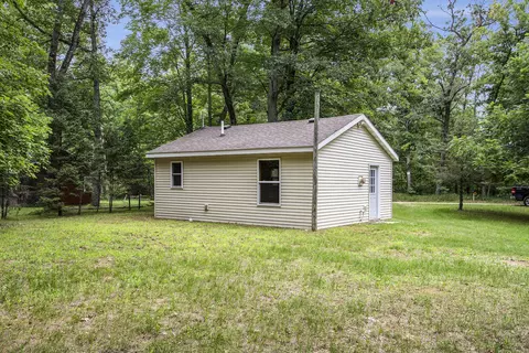 2447 N Centerline Rd, White Cloud, MI 49349 photo 14