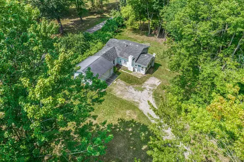 5332 S Meridian Rd, Jackson, MI 49201
