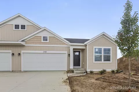 3789 Highbury Dr #5, Grandville, MI 49418