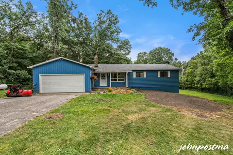 8815 Fulton St E, Ada, MI 49301 photo 2