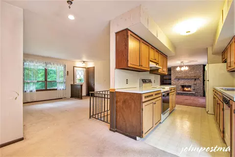 8815 Fulton St E, Ada, MI 49301 photo 10