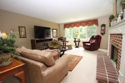 6238 Ormada Dr, Kalamazoo, MI 49048 photo 10