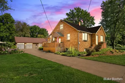 5533 Washington Ave, St. Joseph, MI 49085
