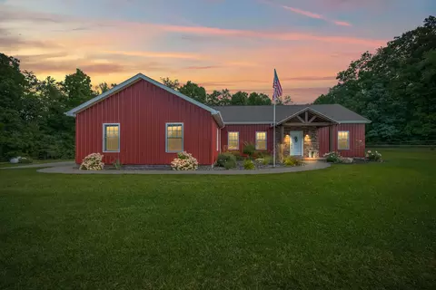 4491 Long Lake Rd, Reading, MI 49274