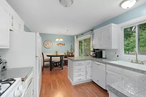 1865 Junewood Ct SE, Lowell, MI 49331 photo 7