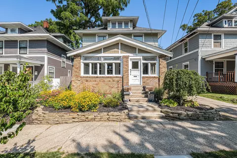 536 Ethel Ave SE, Grand Rapids, MI 49506