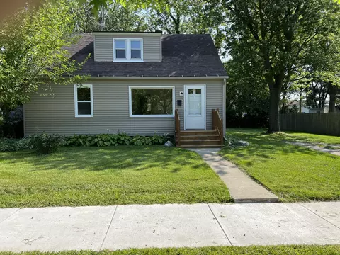 542 Humphrey St, South Haven, MI 49090