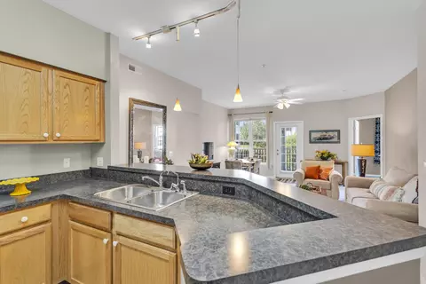 1962 Coventry Cir, Jackson, MI 49201 photo 9