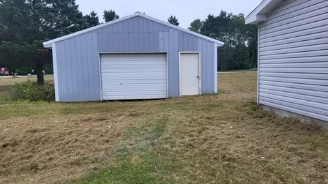 6336 River Rd, Evart, MI 49631