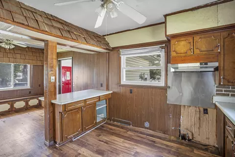 2102 E Ganson St, Jackson, MI 49202 photo 9