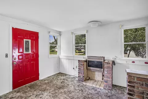 2102 E Ganson St, Jackson, MI 49202 photo 3