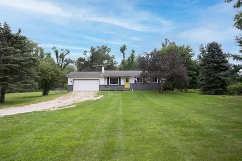 11293 North Dr, Brooklyn, MI 49230