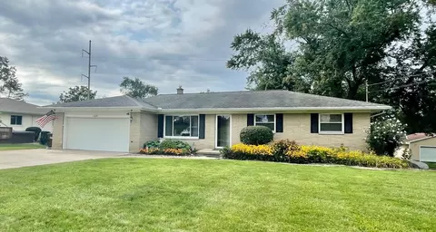 1691 Poole Dr, Jackson, MI 49202