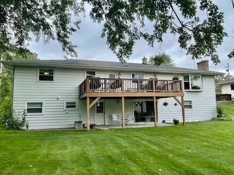 1691 Poole Dr, Jackson, MI 49202 photo 2