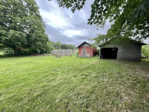 403 E North St, Tekonsha, MI 49092 photo 11