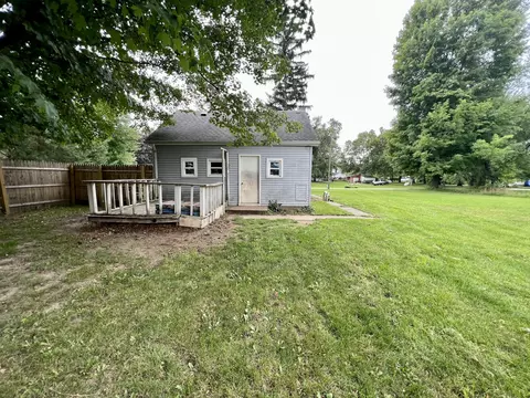 403 E North St, Tekonsha, MI 49092 photo 3