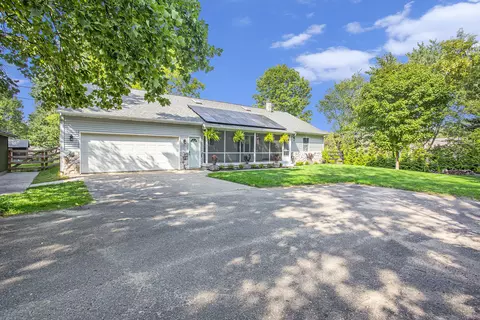 6950 Kalamazoo Ave SE, Caledonia, MI 49316