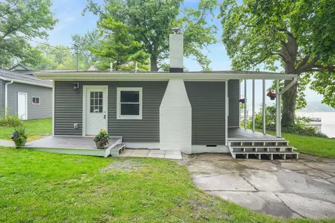 101 Warbler, Sparta, MI 49345