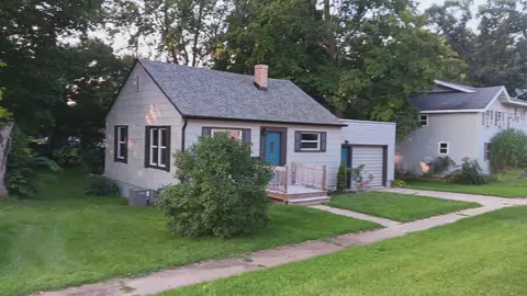 212 W St Marys St, Decatur, MI 49045