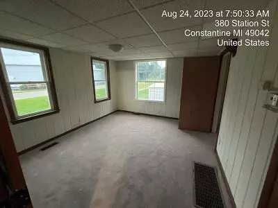 380 Station St, Constantine, MI 49042 photo 6