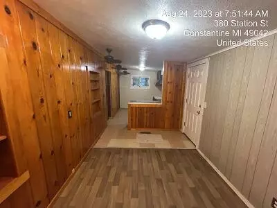 380 Station St, Constantine, MI 49042 photo 11