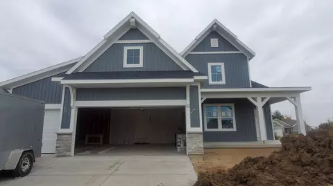 5924 Crossmoor St SE, Caledonia, MI 49316