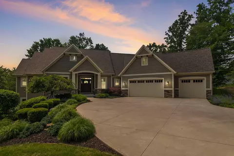 7869 Ella Terrace Dr NE, Rockford, MI 49341