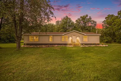 599 Olivet Rd, Bellevue, MI 49021