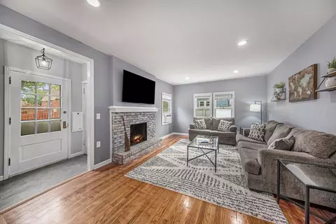 1108 Sixth St, Jackson, MI 49203 photo 5