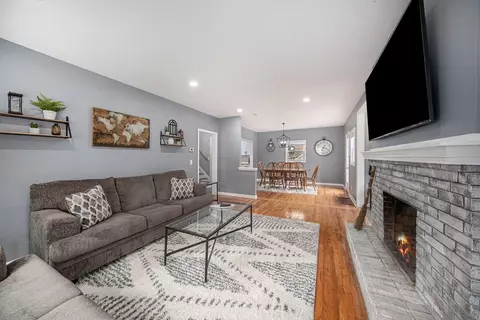 1108 Sixth St, Jackson, MI 49203 photo 6