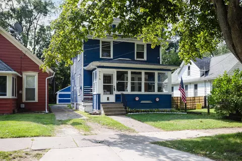 714 Edgewood St, Jackson, MI 49202