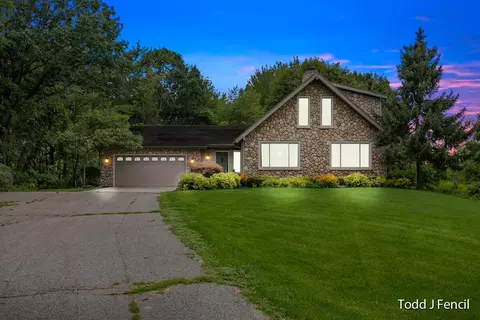 5964 Chicago Dr, Zeeland, MI 49464