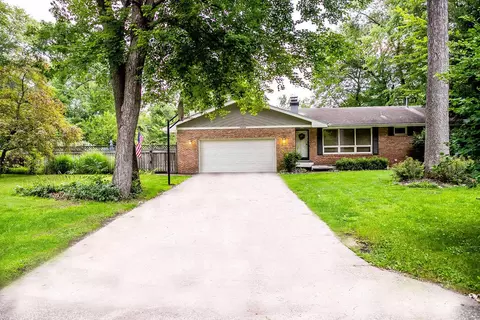 70835 Brande Creek Dr, Edwardsburg, MI 49112