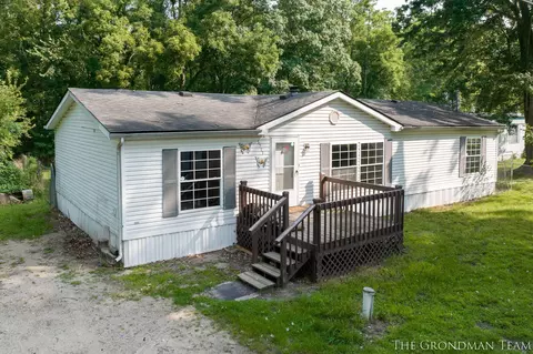 3513 Bridge Park Rd, Hastings, MI 49058