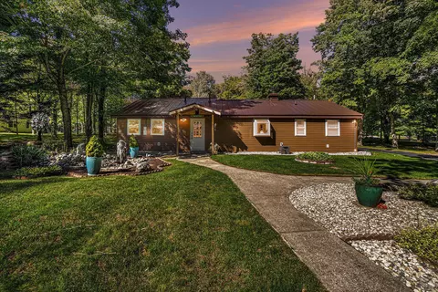 8531 W Norconk Rd, Bear Lake, MI 49614