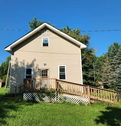 6029 N Raymond Rd, Luther, MI 49656