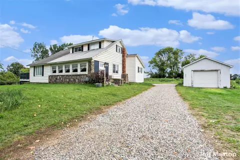 3612 Westbrook Rd, Ionia, MI 48846