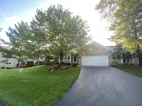 630 Abbey Mill Dr SE, Ada, MI 49301