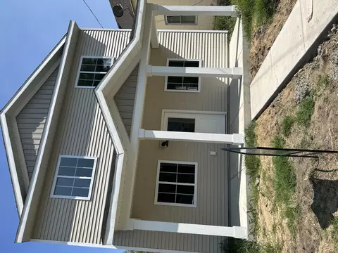 1530 Hoyt St, Muskegon, MI 49442