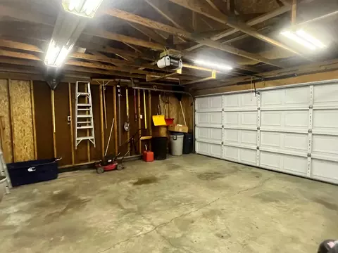 271 Richfield Ave, Springfield, MI 49037 photo 23