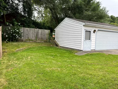 271 Richfield Ave, Springfield, MI 49037 photo 20