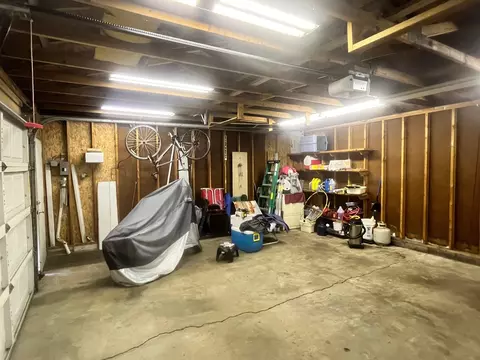 271 Richfield Ave, Springfield, MI 49037 photo 24